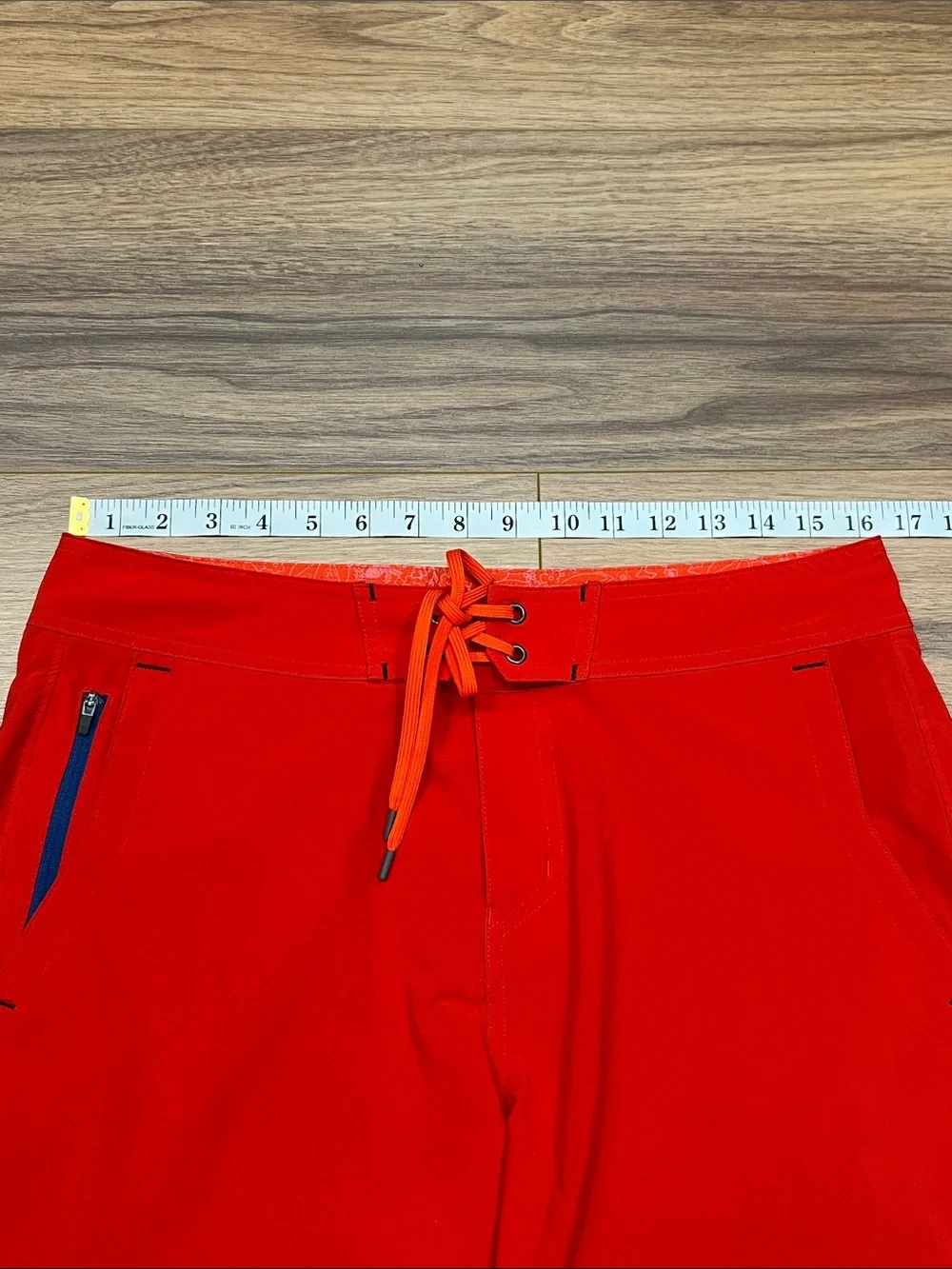 Stio Men's CFS Board Shorts in Bright Red Size 32